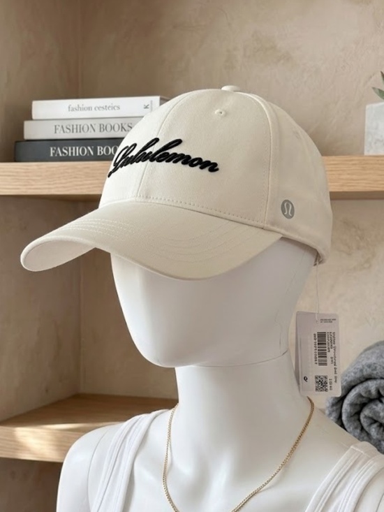 ? Lululemon Unisex Structured Ball Cap - New With Tags - Sz S/M